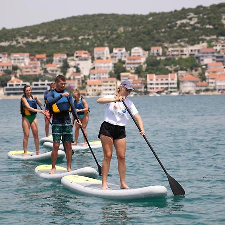 Mobilheim Andrea Wunderschoene Ferienwohnung Direkt Am Meer يزيرا المظهر الخارجي الصورة
